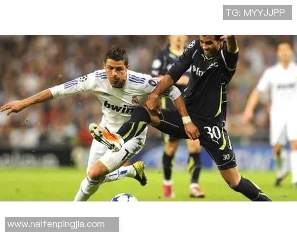 日韩足球明星的魅力与实力评析:技术风格与球场表现的全面解读